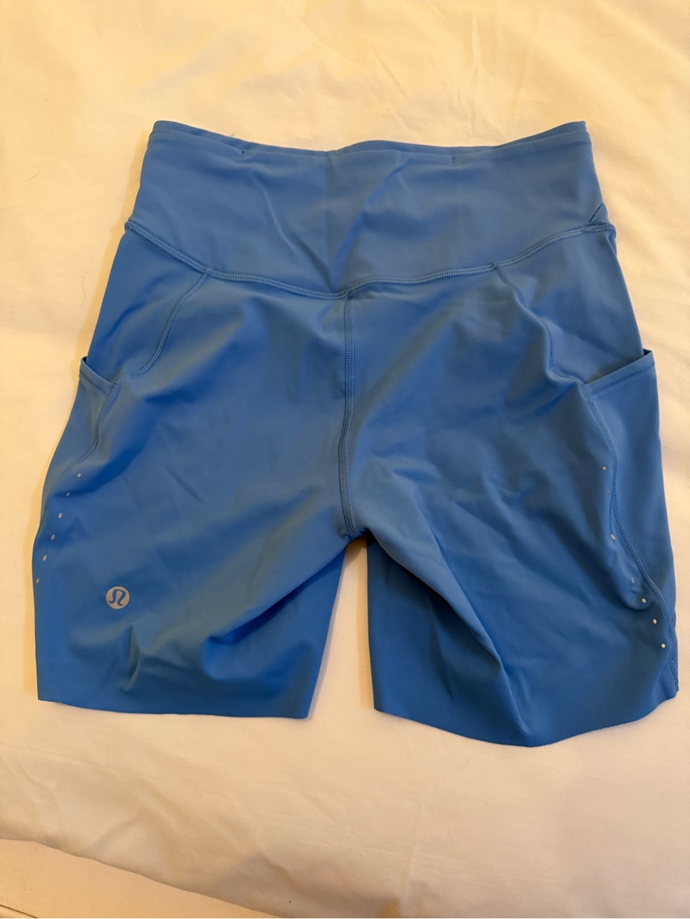 Lululemon Blue Womenโs High-Rise Bike Shorts with Side Pockets